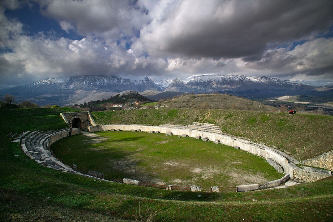 Exploring the Medieval Village of Alba Fucens: History and Culture of the Area